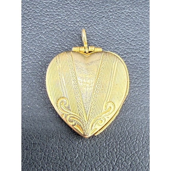 Estate Jewelry - Vintage Gold Filled Heart Locket Engraved